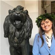 Studentessa con certificazione IELTS inglese livello C1 offre lezioni private a studenti di qualsiasi età